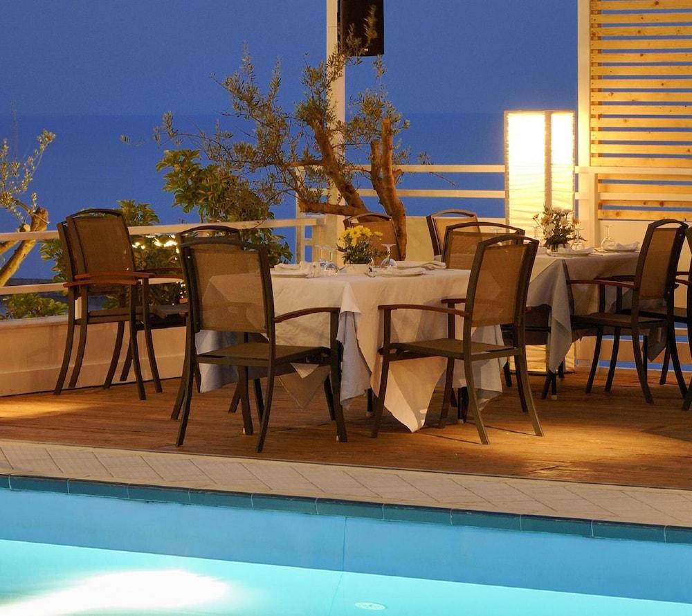 Hotel Astir Patras Esterno foto