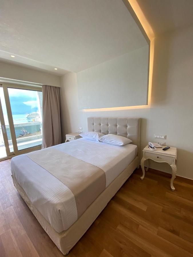 Hotel Astir Patras Esterno foto